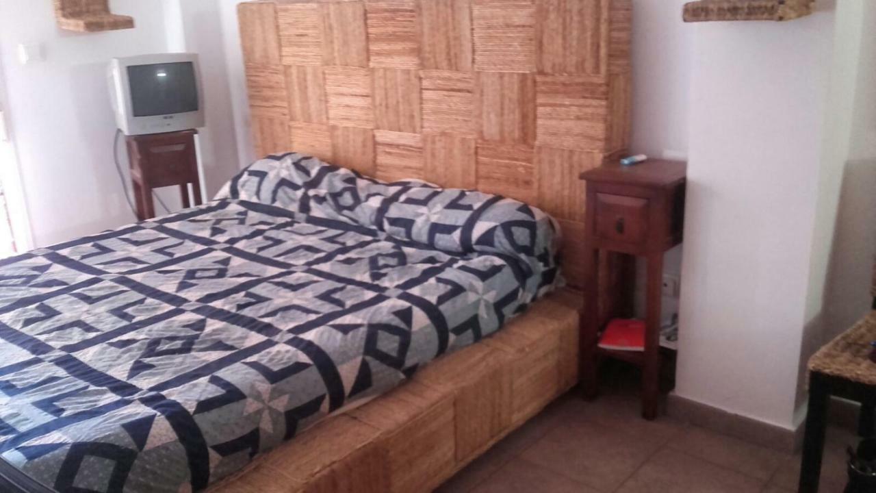 Habitaciones En Casa Compartida Retamar Αλμερία Εξωτερικό φωτογραφία