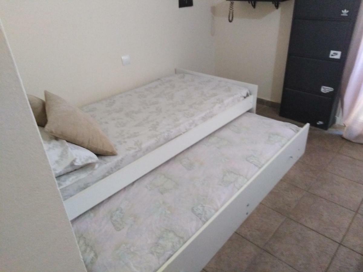 Habitaciones En Casa Compartida Retamar Αλμερία Εξωτερικό φωτογραφία